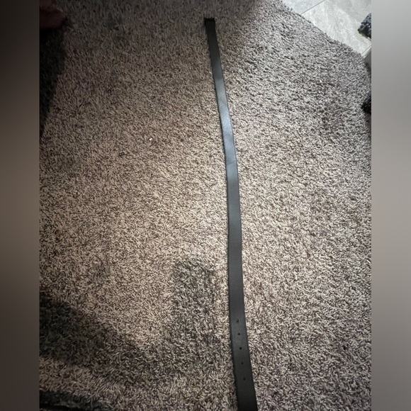 Louis Vuitton LV Initiales - Picture 5 of 5